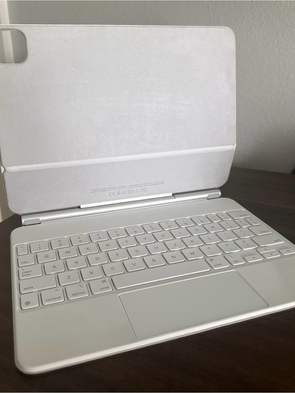 Apple White Tablet Keyboard Case